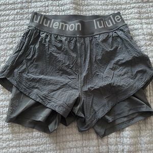 Lululemon logo waistband high rise short women’s